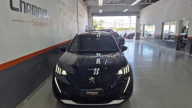 PEUGEOT PEUGEOT E-2008 GT 1