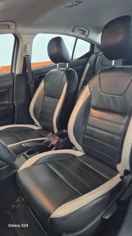 NISSAN VERSA 1.6 EXCLUSIVE CVT 20228