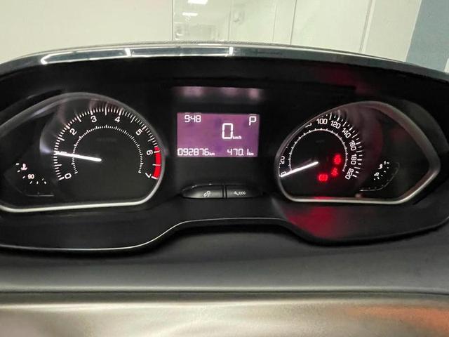 PEUGEOT 2008 CROSS EAT6 201911