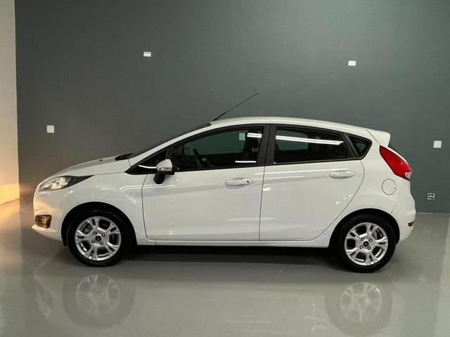 FORD FIESTA 1.6 SE HATCH 16V FLEX 4P AUT 20163