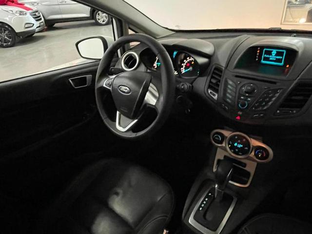 FORD FIESTA 1.6 SE HATCH 16V FLEX 4P AUT 20168