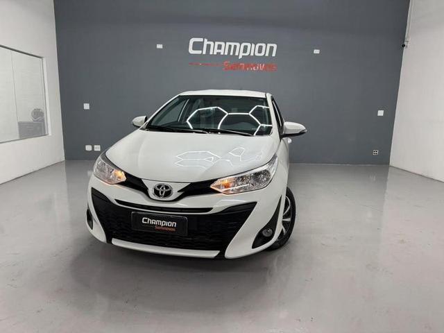 TOYOTA YARIS SA XL15LIVE 2022