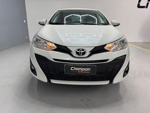 TOYOTA YARIS SA XL15LIVE 20221