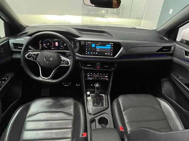VOLKSWAGEN TAOS HIGHLINE 250 TSI 20247