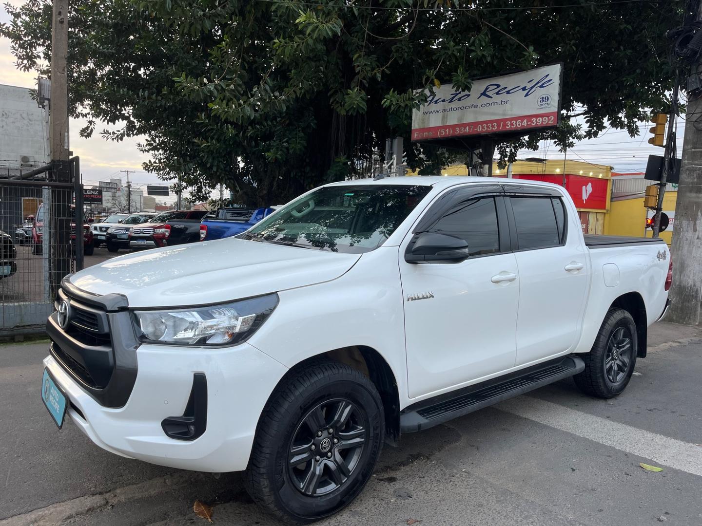 TOYOTA HILUX 2.8 SR 4X4 CD 16V DIESEL 4P AUT