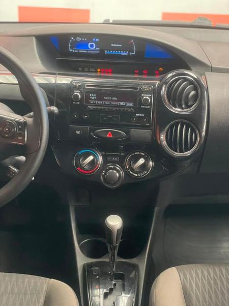 Toyota Etios Sd Xs 1.5 At - foto 11