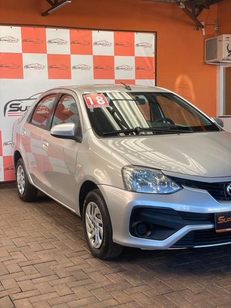 Toyota Etios Sd Xs 1.5 At - foto 3