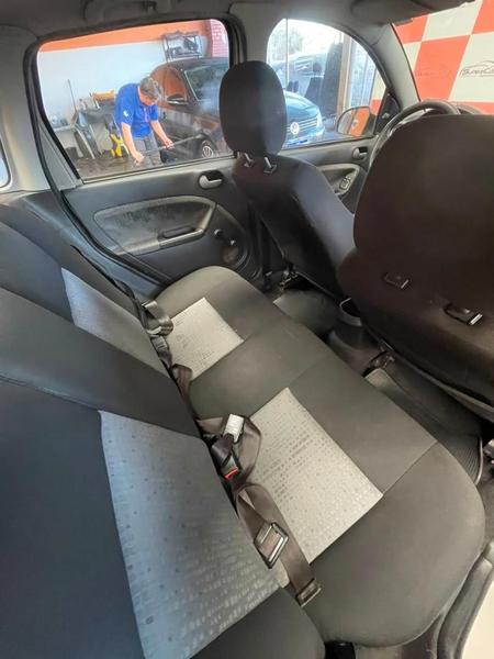 Ford Fiesta Sedan Sedan 1.6 Flex - foto 13