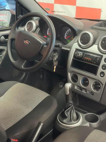 Ford Fiesta Sedan Sedan 1.6 Flex - foto 17