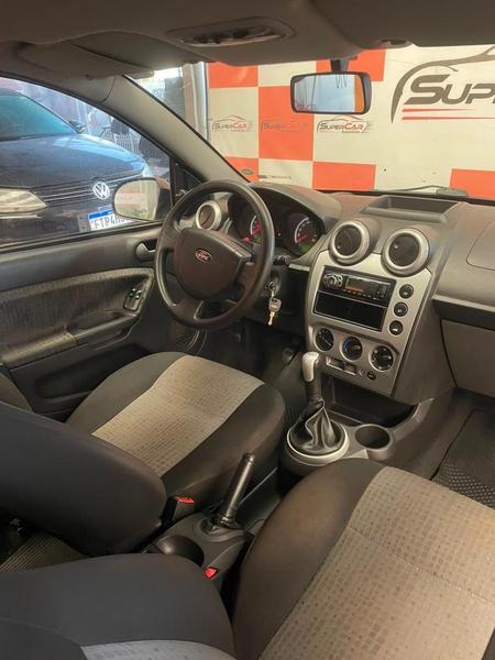 Ford Fiesta Sedan Sedan 1.6 Flex - foto 16