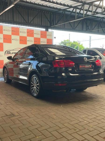 Volkswagen Jetta 2.0 - foto 6