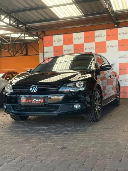 Volkswagen Jetta 2.0 - foto 2
