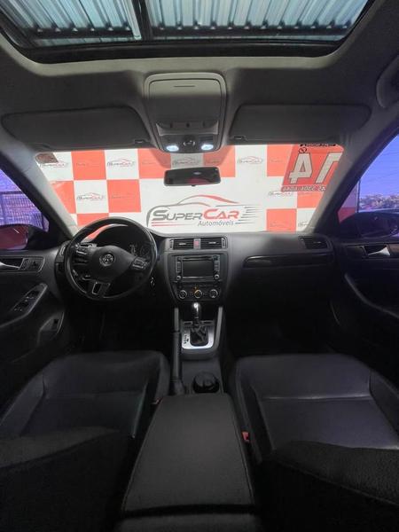 Volkswagen Jetta 2.0 - foto 18
