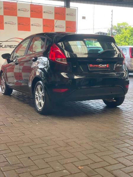 Ford Fiesta 16sel - foto 6