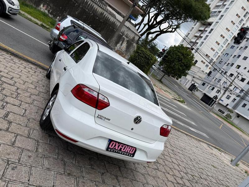 Volkswagen Voyage MPI - foto 4