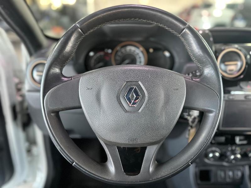 Renault Duster 2.0 D 4x2a - foto 11