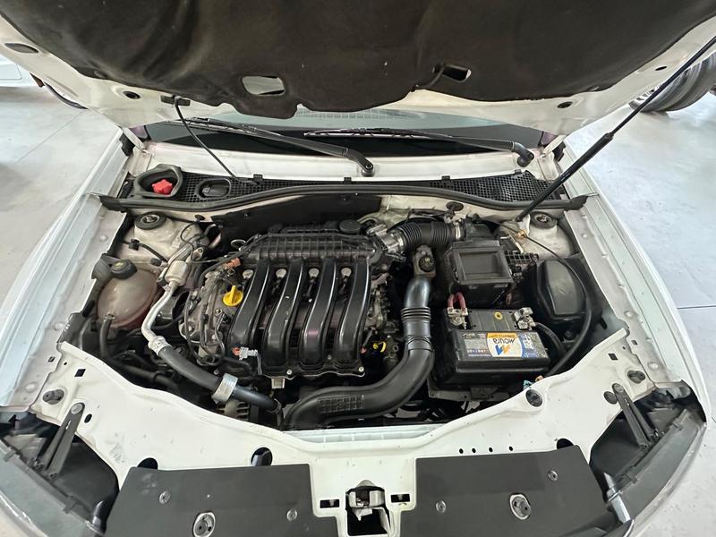 Renault Duster 2.0 D 4x2a - foto 14
