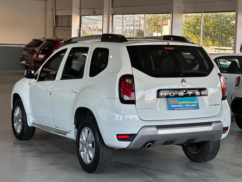 Renault Duster 2.0 D 4x2a - foto 6