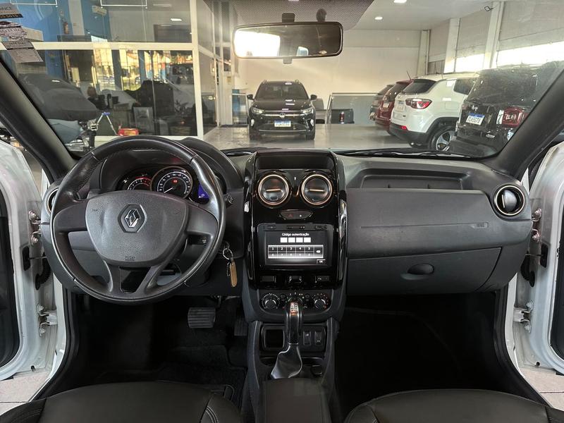 Renault Duster 2.0 D 4x2a - foto 9