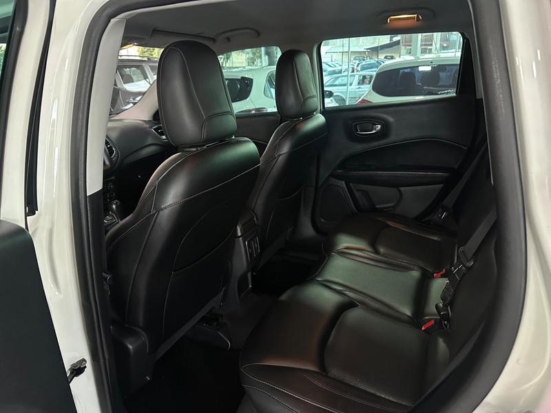 Jeep Compass Longitude F - foto 9