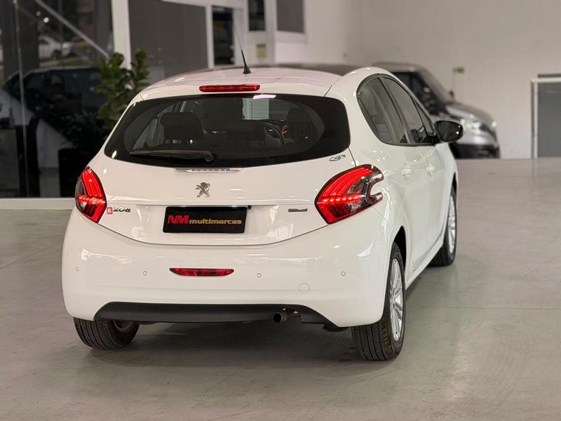 Peugeot 208 Allure Mt - foto 4