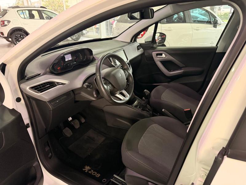 Peugeot 208 Allure Mt - foto 8
