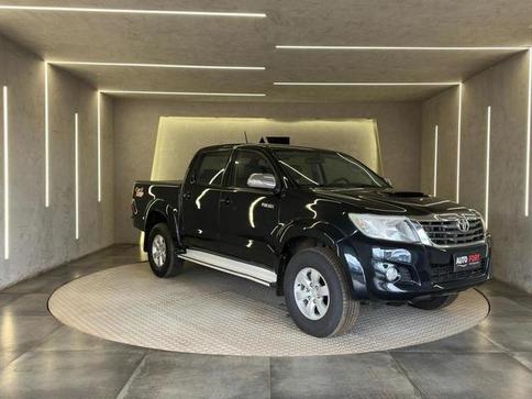 TOYOTA HILUX CD 4X4 SRV