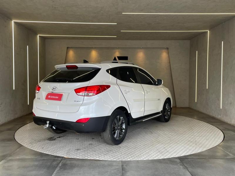 Hyundai ix35 Gl - foto 8