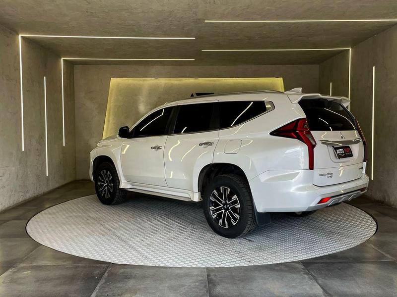 Mitsubishi Pajero Sport Hpe - foto 7