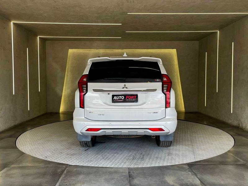 Mitsubishi Pajero Sport Hpe - foto 5