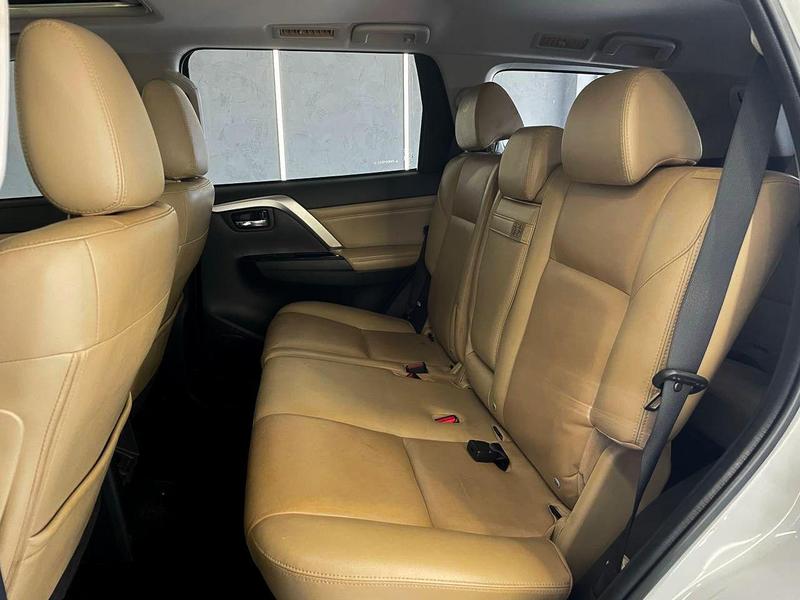 Mitsubishi Pajero Sport Hpe - foto 13