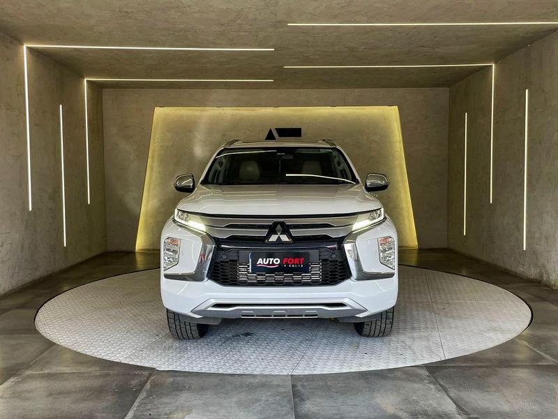 Mitsubishi Pajero Sport Hpe - foto 2
