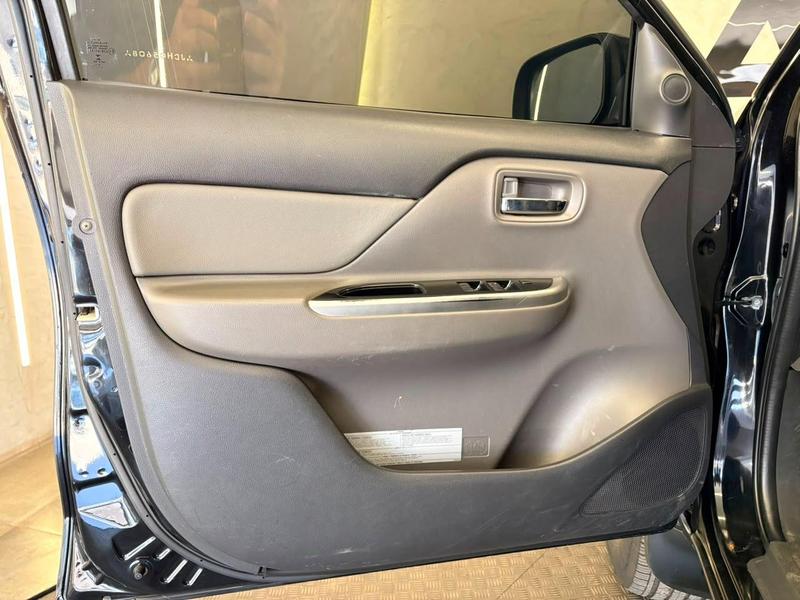 Mitsubishi Triton Sport Hpe Top - foto 9