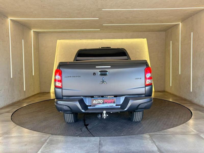 Mitsubishi Triton Sport Hpe Top - foto 5
