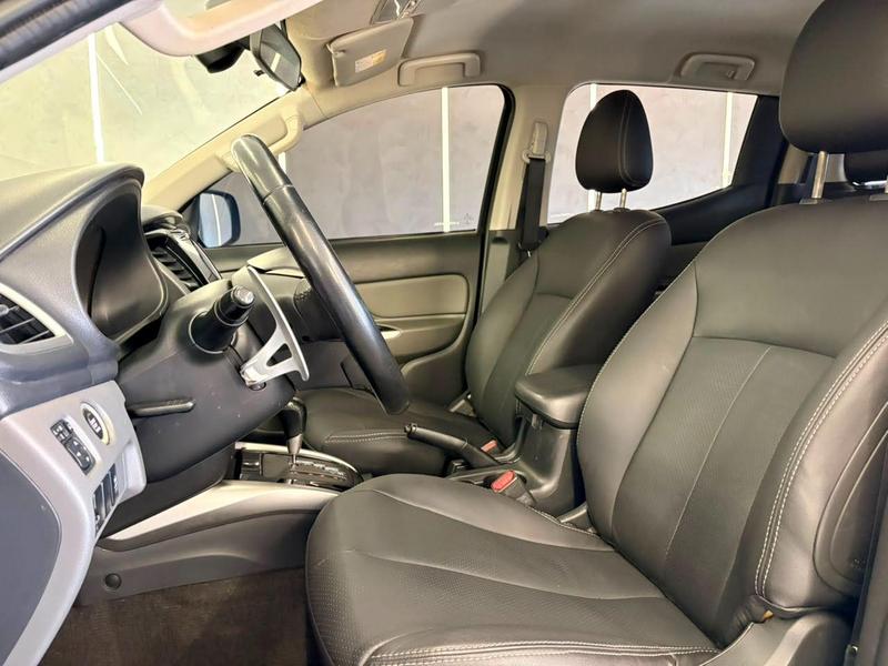 Mitsubishi Triton Sport Hpe Top - foto 10