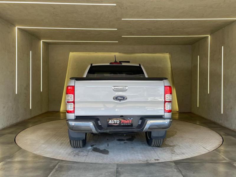 Ford Ranger XLT Cd Diesel 3.2 - foto 5