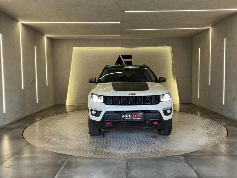 Jeep Compass Trailhawk 2.0 16V 4X4 Automático Diesel - foto 2