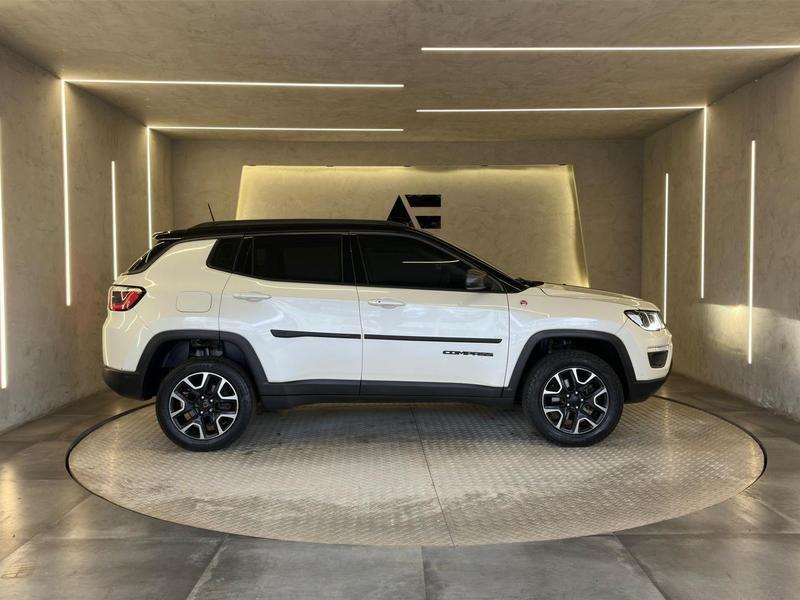 Jeep Compass Trailhawk 2.0 16V 4X4 Automático Diesel - foto 4