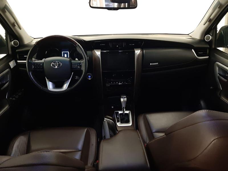 Toyota SW4 Srx 4X4 28 TDI 16V Dies Automático - foto 10