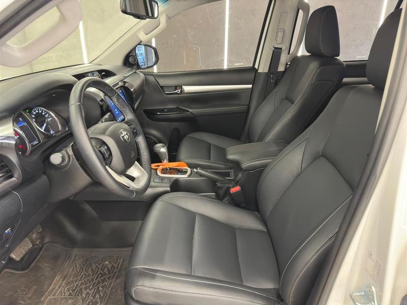Toyota Hilux Cd Srv 4X4 28 TDI Diesel Automático - foto 7