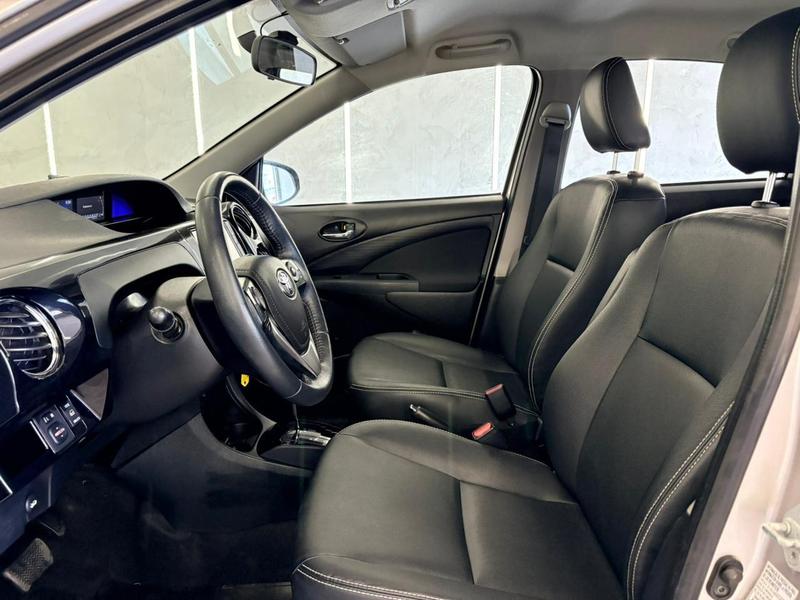 Toyota Etios Sedan Xls 1.5 - foto 11
