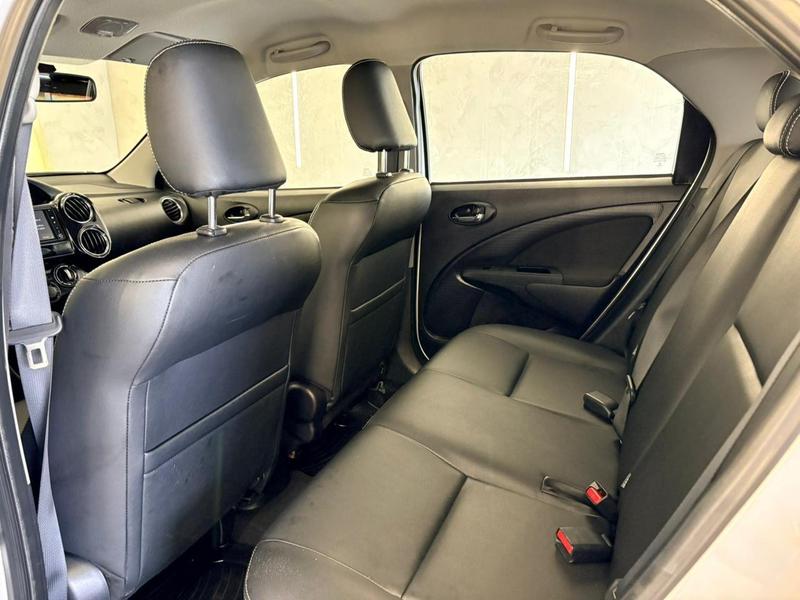 Toyota Etios Sedan Xls 1.5 - foto 12