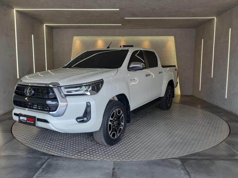 Toyota Hilux Cd Srx 4X4 28 TDI 16V Diesel Automático - foto 3