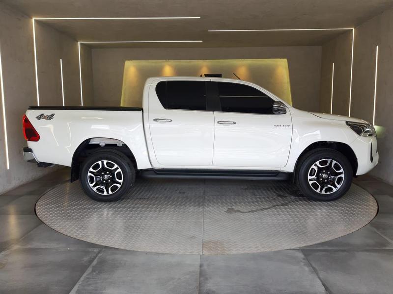 Toyota Hilux Cd Srx 4X4 28 TDI 16V Diesel Automático - foto 4