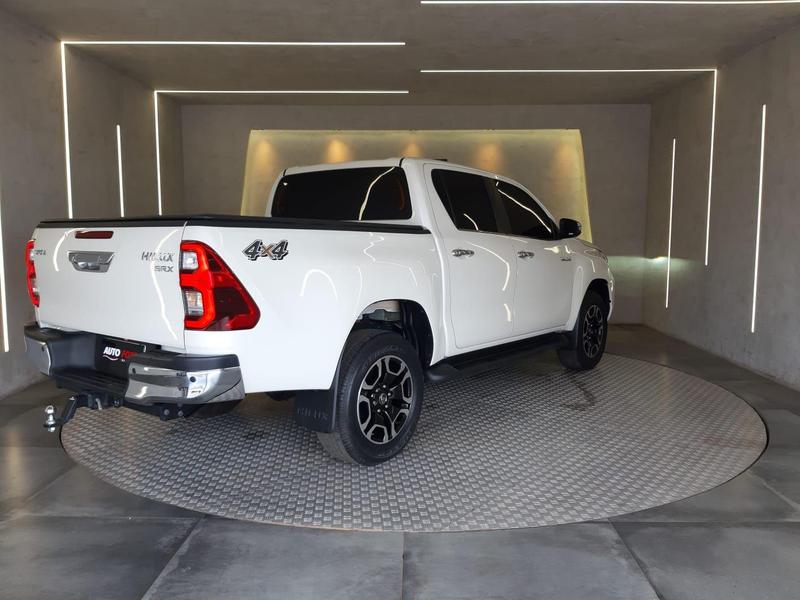 Toyota Hilux Cd Srx 4X4 28 TDI 16V Diesel Automático - foto 8