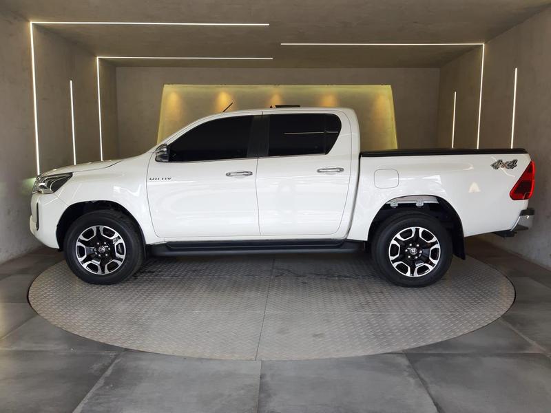 Toyota Hilux Cd Srx 4X4 28 TDI 16V Diesel Automático - foto 6