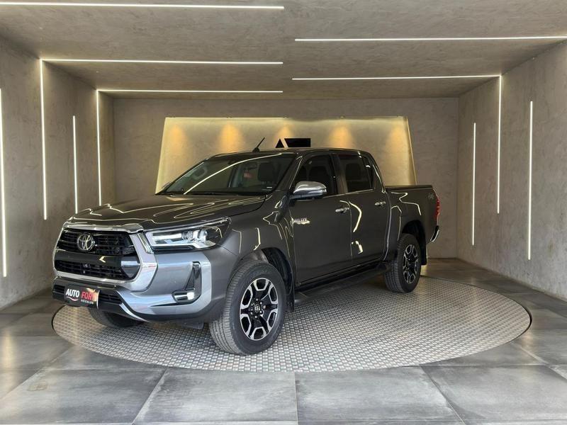 Toyota Hilux Cd Srx 4X4 28 TDI 16V Diesel Automático - foto 3