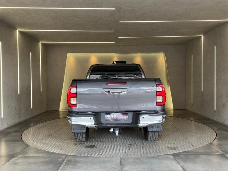 Toyota Hilux Cd Srx 4X4 28 TDI 16V Diesel Automático - foto 5