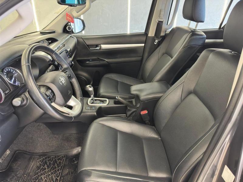 Toyota Hilux Cd Srx 4X4 28 TDI 16V Diesel Automático - foto 10