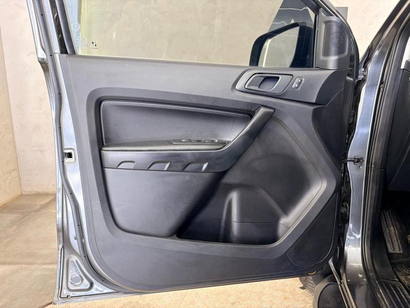 Ford Ranger Xls 22 4X4 Diesel Automático - foto 11